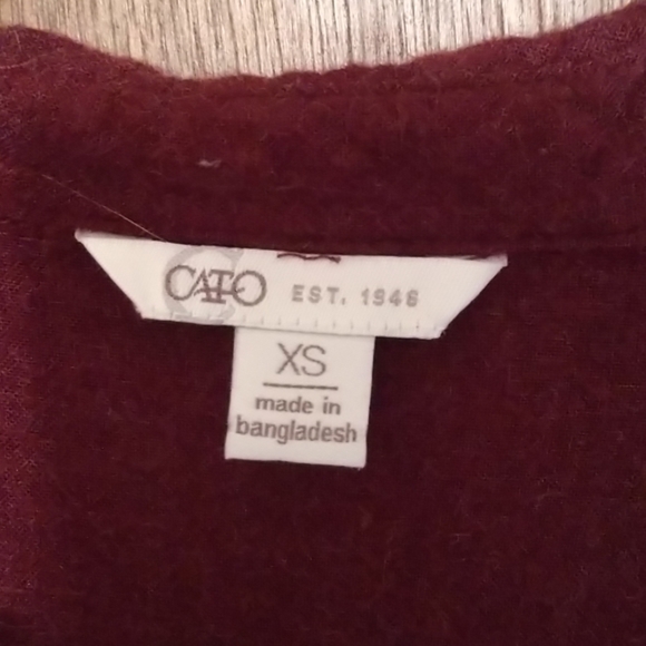 Maroon Long sleeve button up - Picture 5 of 6